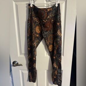 Womens Boho Floral Printed Workout Leggings in Brown and Black